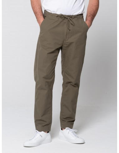 Pantalon NewYorker, Olive pas cher