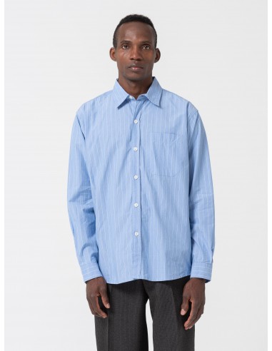 Chemise Distant, Bleu Clair une grave pollution 