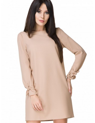 Robe de cocktail model 93582 Tessita hantent personnes